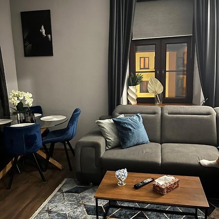 Apartamenty Luczkowskiego Z Widokiem Na Studnie 4 Chełm Exteriör bild