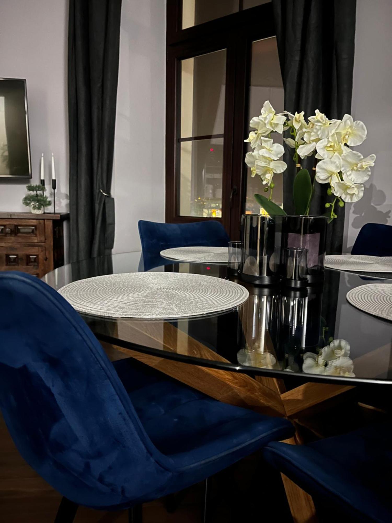 Apartamenty Luczkowskiego Z Widokiem Na Studnie 4 Chełm Exteriör bild